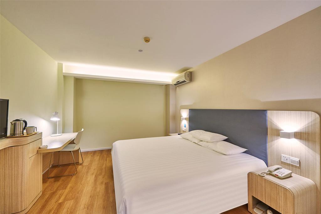 Hanting Hotel Shanghai Jing'An Temple Exterior photo